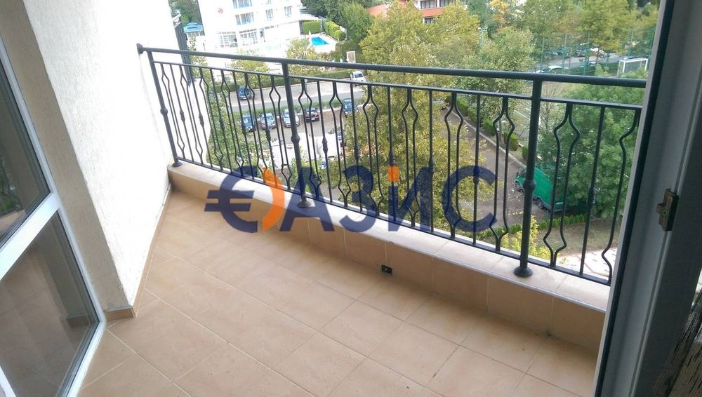 Продава се Двустаен апартамент в к.к. Слънчев бряг - 62 кв.м за 1226 €/кв.м - Снимка #8