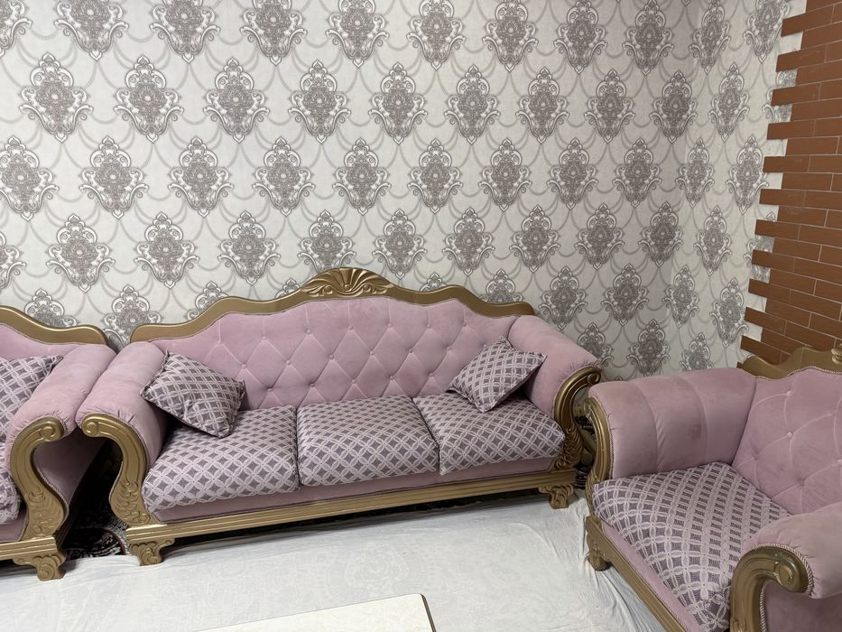 Мягкая мебель для гостиной