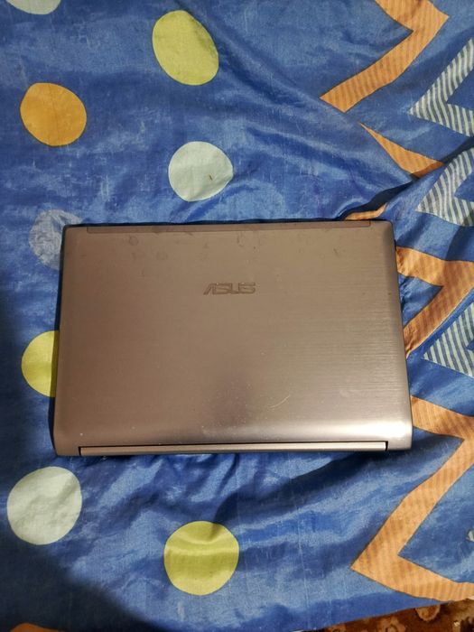 ноутбук Asus ...