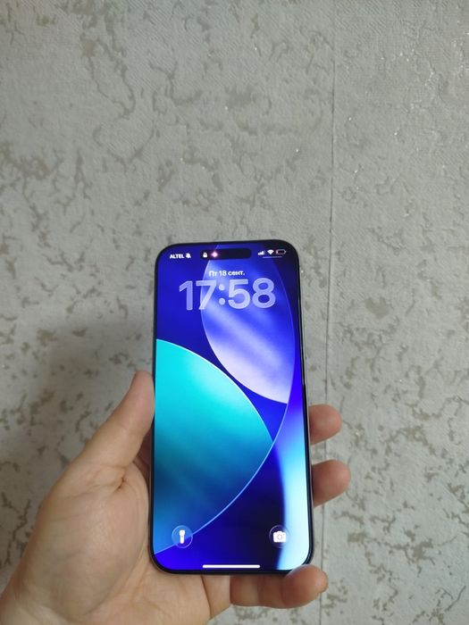 Продам айфон 16 pro max 512 gb