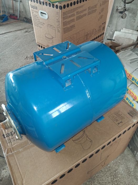 Hidrofor 50 litri, puțin folosit