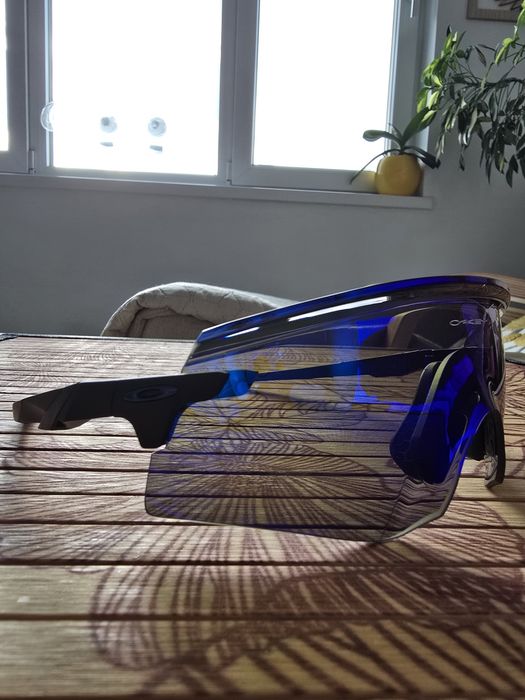 Слънчеви очила Oakley Encoder OO9471 (Matte Black / Prizm Sapphire)