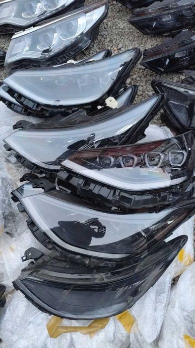 Фары на Соната 21- Sonata 24-