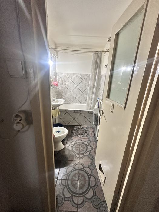 Vand apartament 3 dormitoare