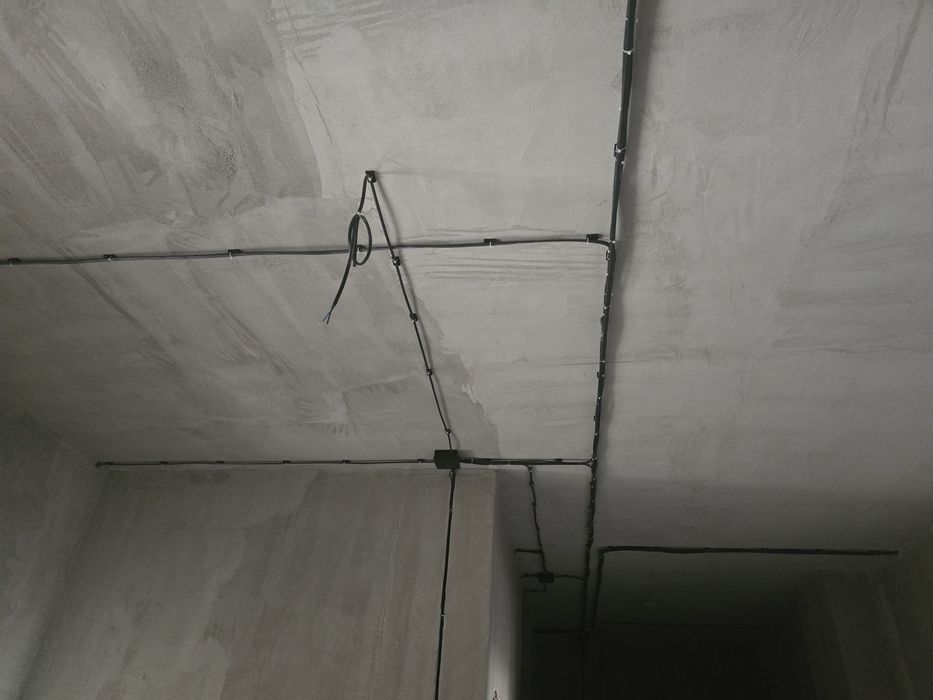 Электрик Электромонтажник