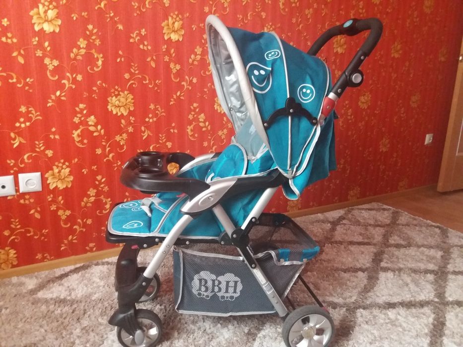 Продам коляску детскую