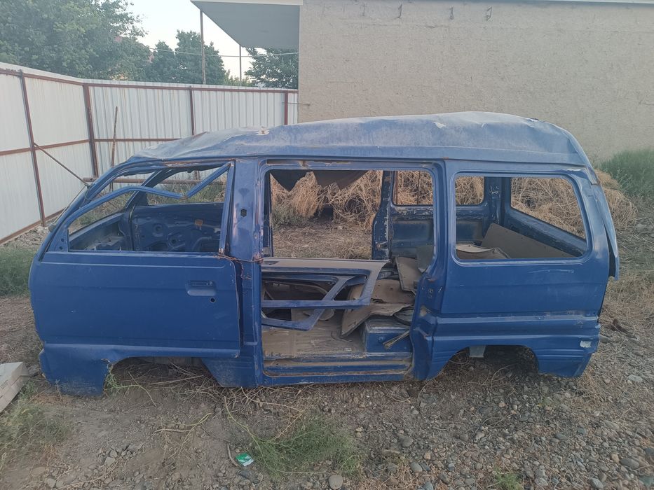 Damas kuzov sotiladi. Narxi telifonda kelishiladi.