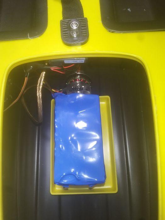 Лодка за захранка