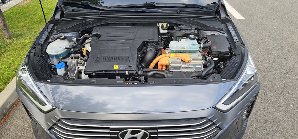 Hyundai Ioniq 1.6 GDI Style Hibrid 2019 E6