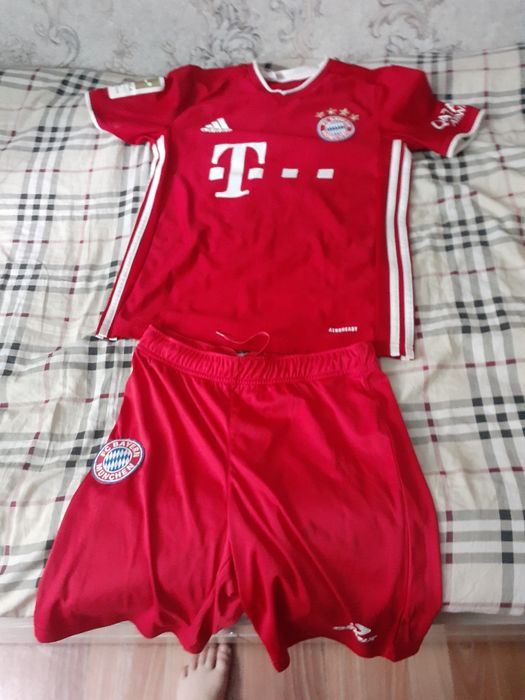 футбольная форма баварии