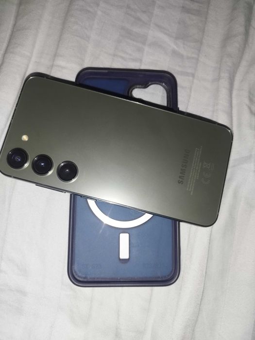 Телефон Galaxy S23