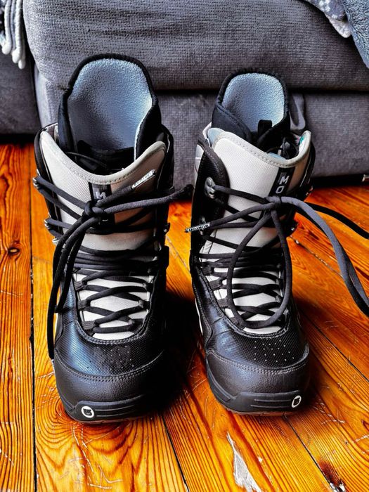 Дамски сноуборд обувки Burton Moto