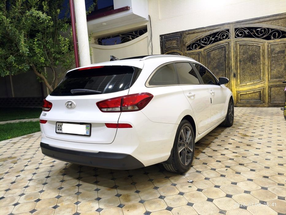 Hyundai i30 full 2022 ponorama lyuk