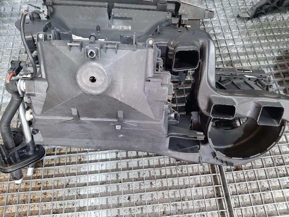 Tulumba aer bord clima bmw seria 1 e81 e87 9197710