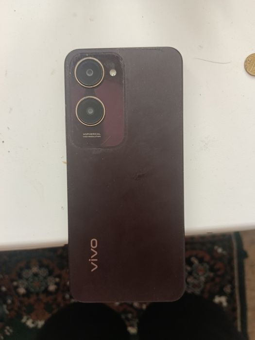 Продается  Vivo Y 18