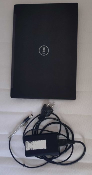 Dell Latitude 7390 (I5-8250U, 16GB RAM, 256 NVME)