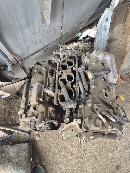 Продам  двигатель  3.5  от  камри  40