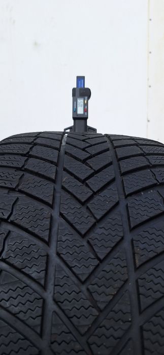 7мм! 275 40 19 Bridgestone blizzak lm005