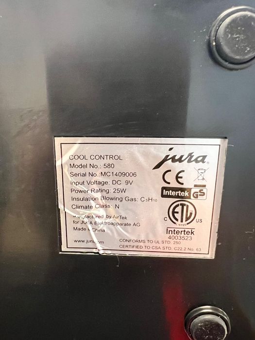 JURA Cool Control 1l. Черен. Охладител за мляко. Почти неупотребяван.