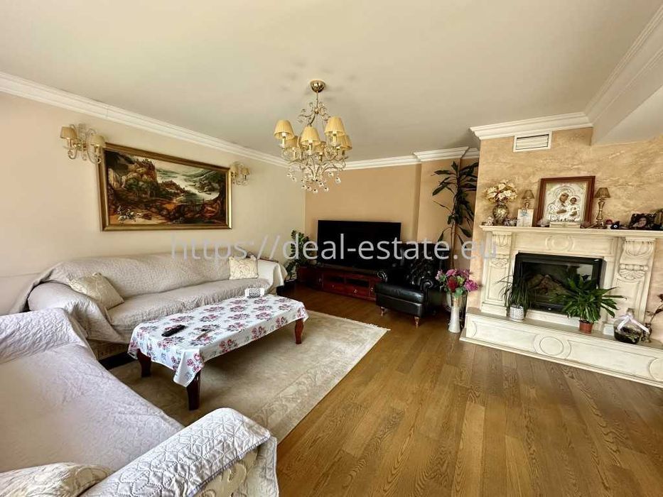 Продава се Тристаен апартамент в Благоевград, Широк център - 124 кв.м за 1855 €/кв.м - Снимка #3