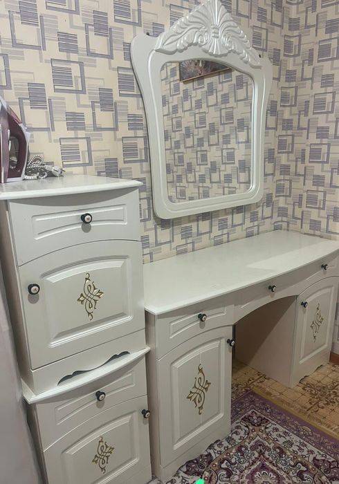 Спальный мебель.