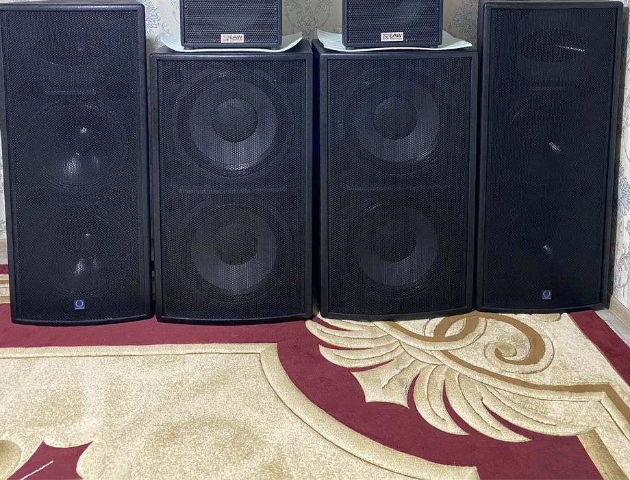 Turbosound калонка