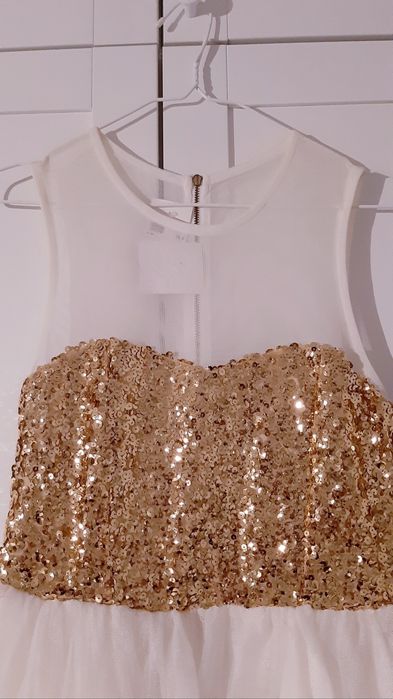 Rochie tulle cu paiete NOUA