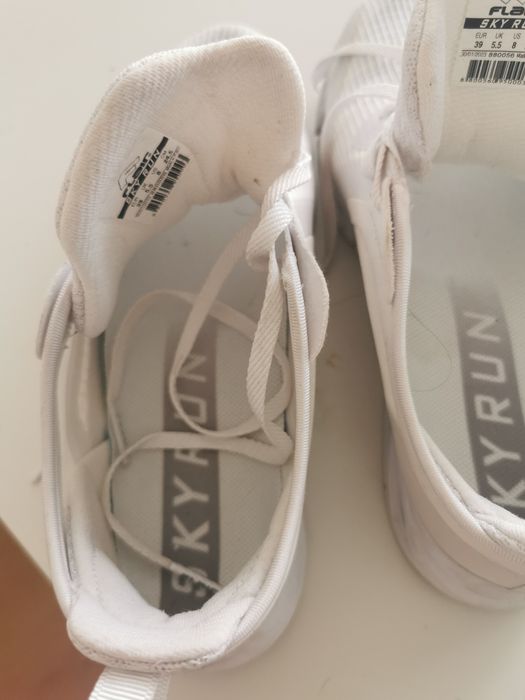 Оригинални маратонки, без забележки