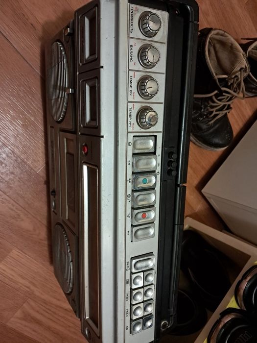 Radio casetofon rusesc Tento