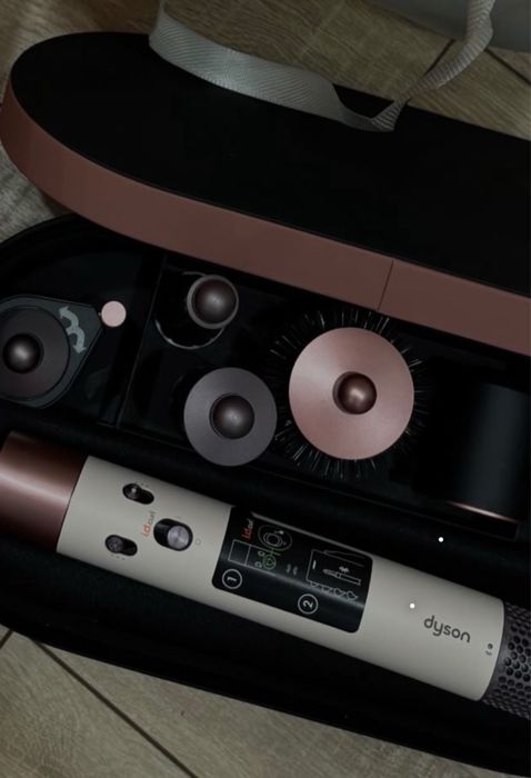 Оригинал dyson styler pink HS08