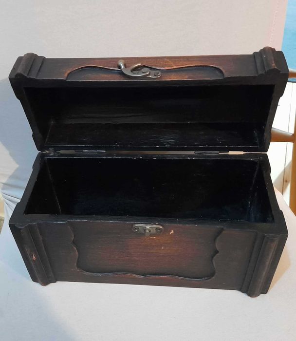 Кутия за бижута от Италия.