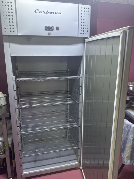 Продаю холодильник шкаф. Высота 1.83