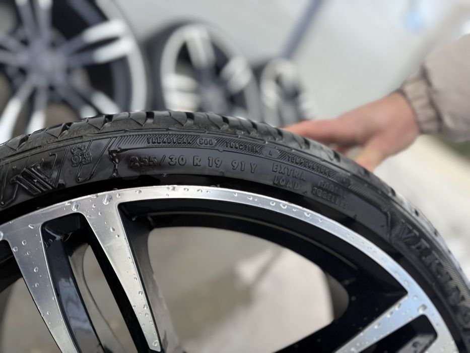 Vănd rotii in 2 latimi