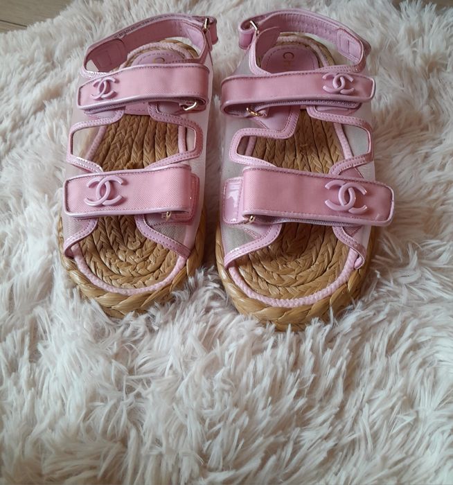 Chanel сандали нови
