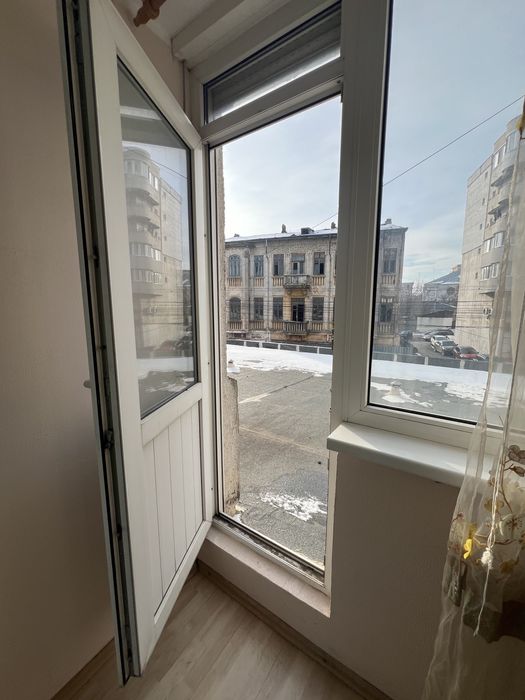 Vand apartament in centru zona Cosoreanu.