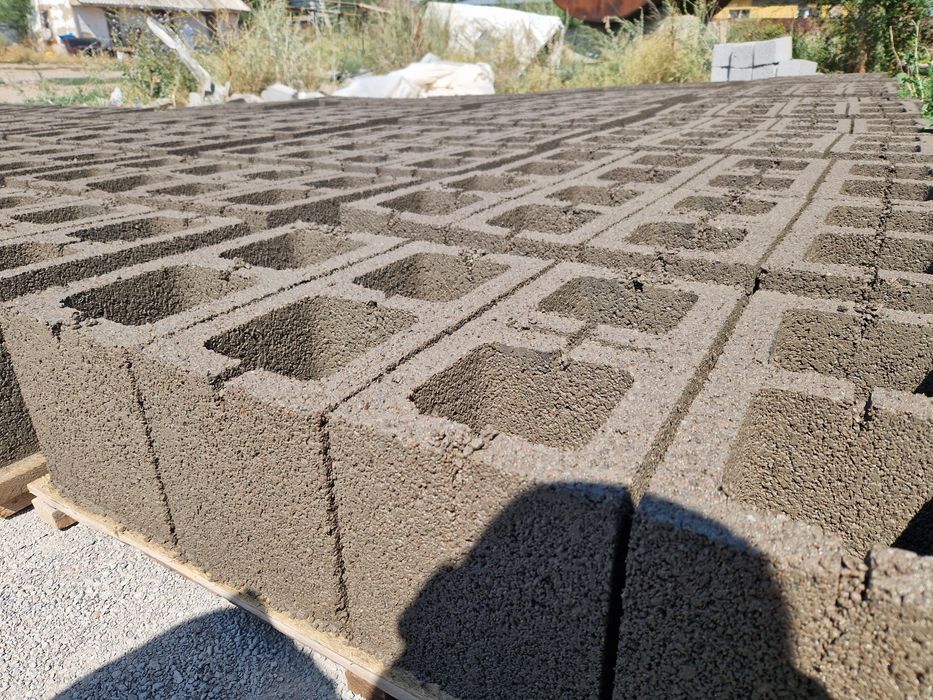 Сплитерные блоки 240тг.