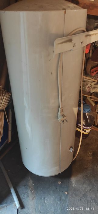 Водонагреватель Аристон 65 литров