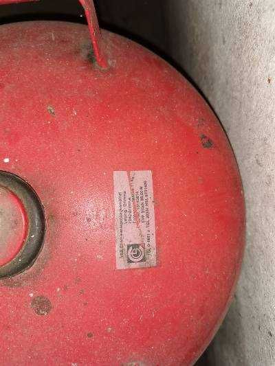 Газови бутилки ГОСТ 15860-84 и VEB Chemieanlagenkombinat Leipzig-Grimma. 3 бр. 15 EUR на бройка.