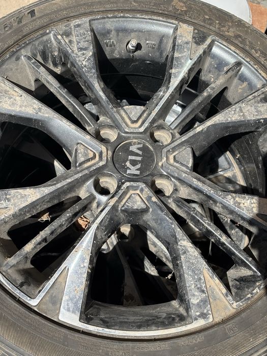 Шины в отличном состояние