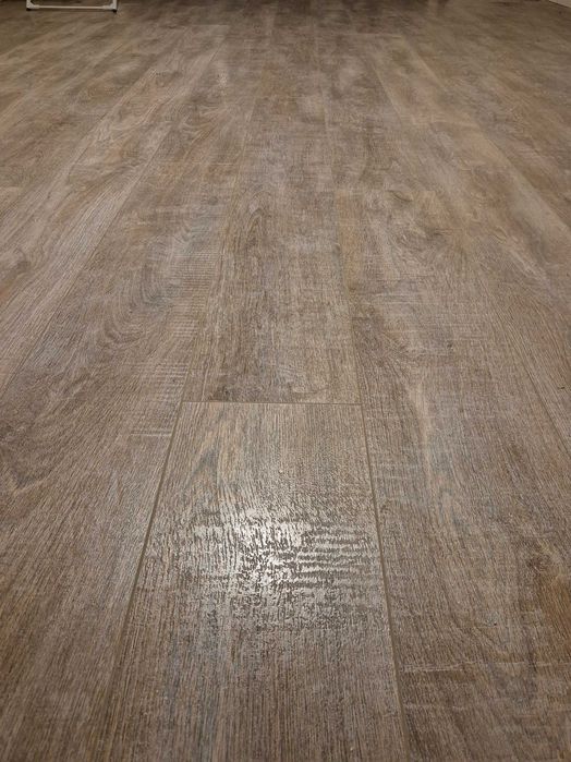 Продам ламинат бу