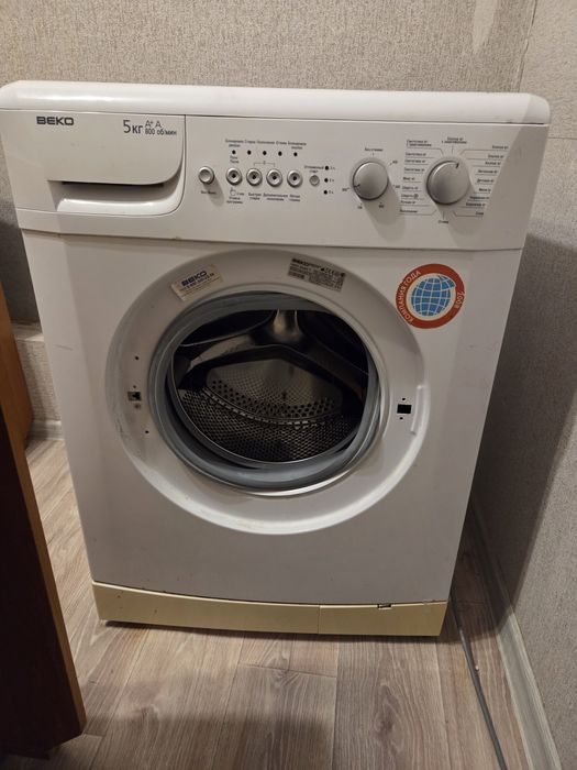 Продаю стиральную машину