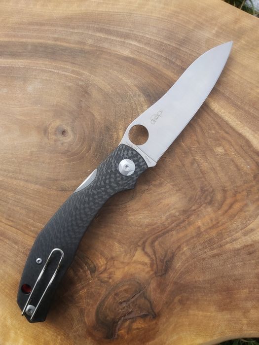 Сгъваем джобен нож Spyderco Capara,Carbon Fiber, С241