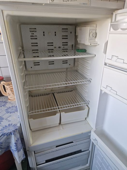 Холодильник рабочий