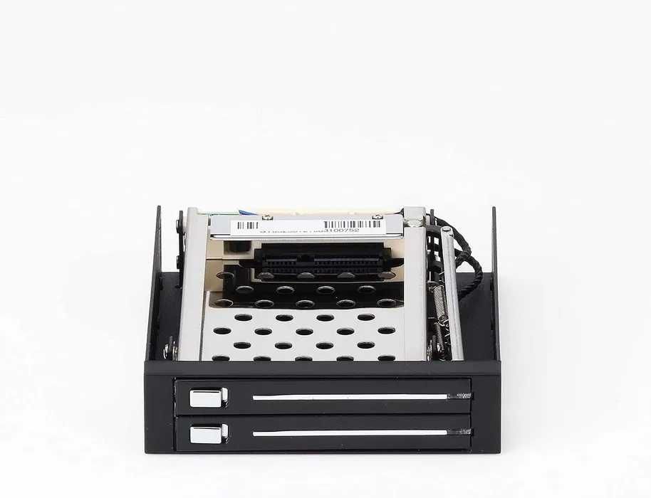 SIGILAT NOU rack dublu Startech 2 x SSD/HDD 2.5in SATA
