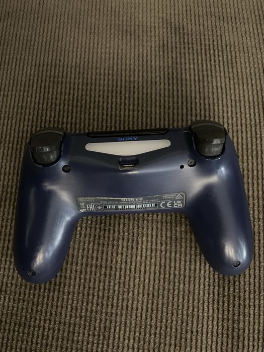 PlayStation 4 Slim 500GB + 4 джойстика + 3 ТОП игри | Пълен комплект