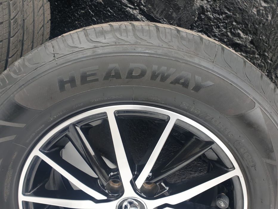 Продам диски с резиной с Rav 4