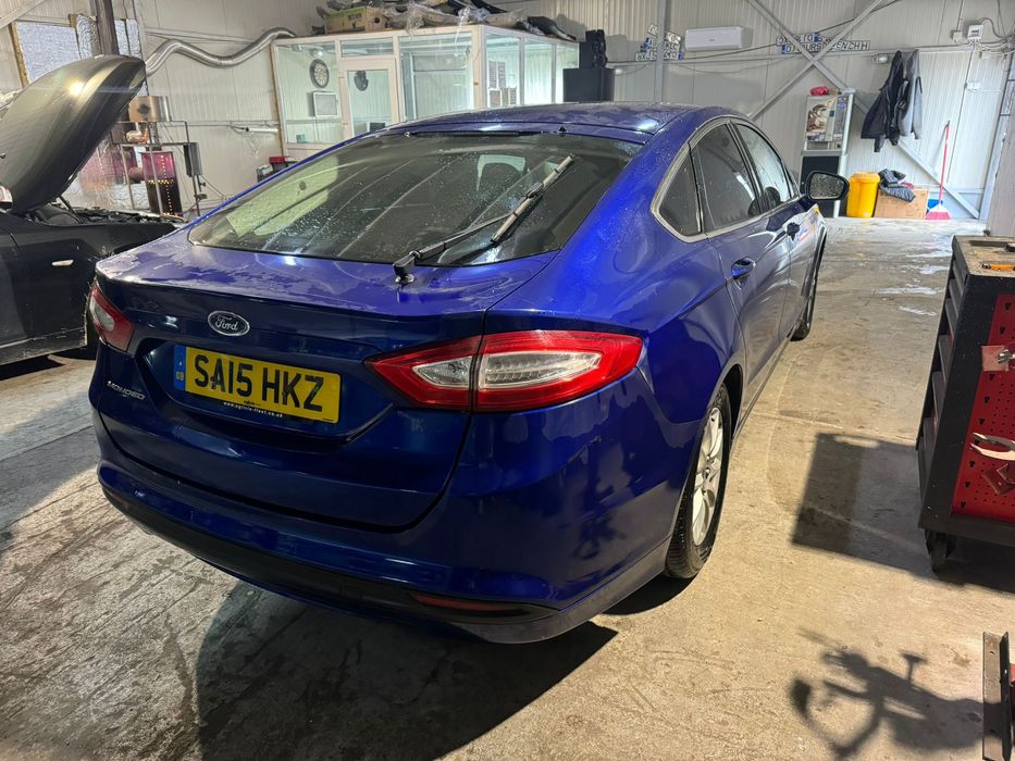 Dezmembrez/Dezmembrari Ford Mondeo Mk5 1.6 tdci manual