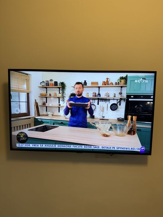 Televizor Smart TV Samsung 108 cm(Netflix, Youtube, Voyo)