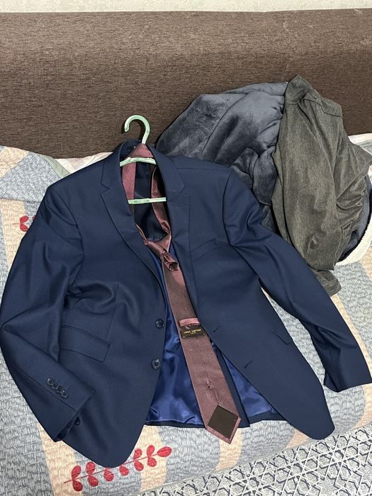 Два итальянских костюма