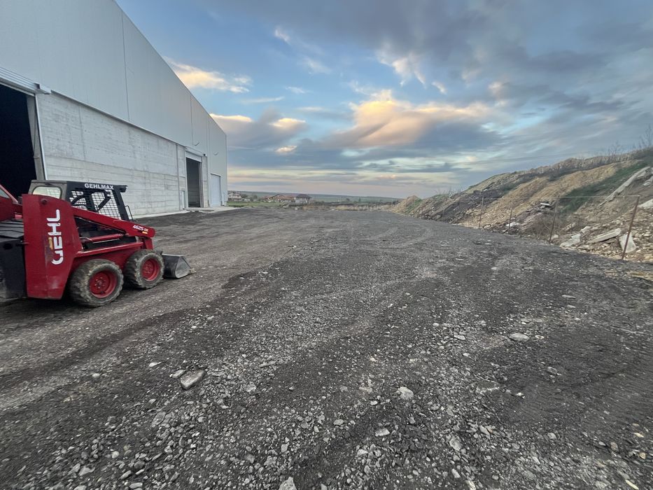 Услуги с /мини багер  /челен товарач /самосвал